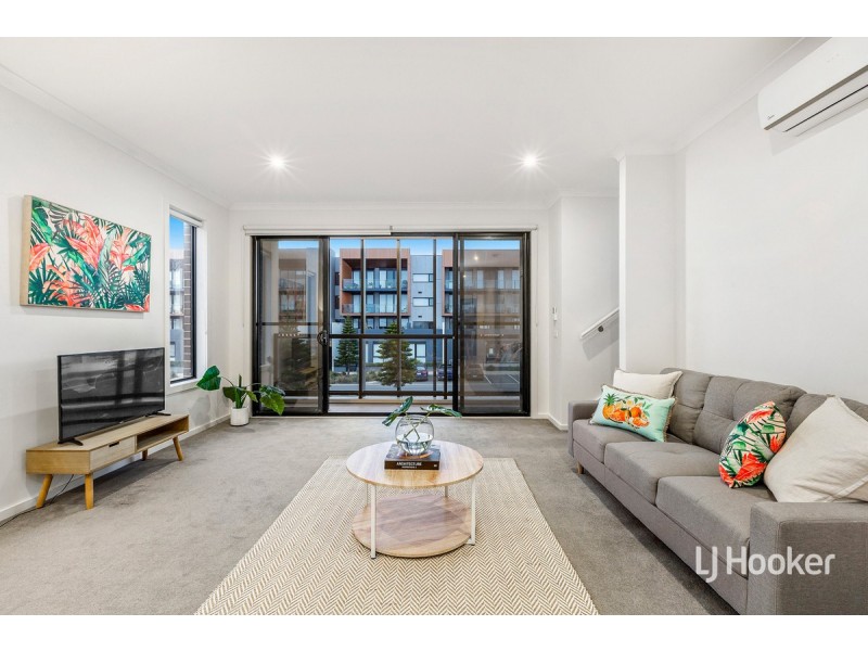 31 Quay Boulevard, Werribee South VIC 3030