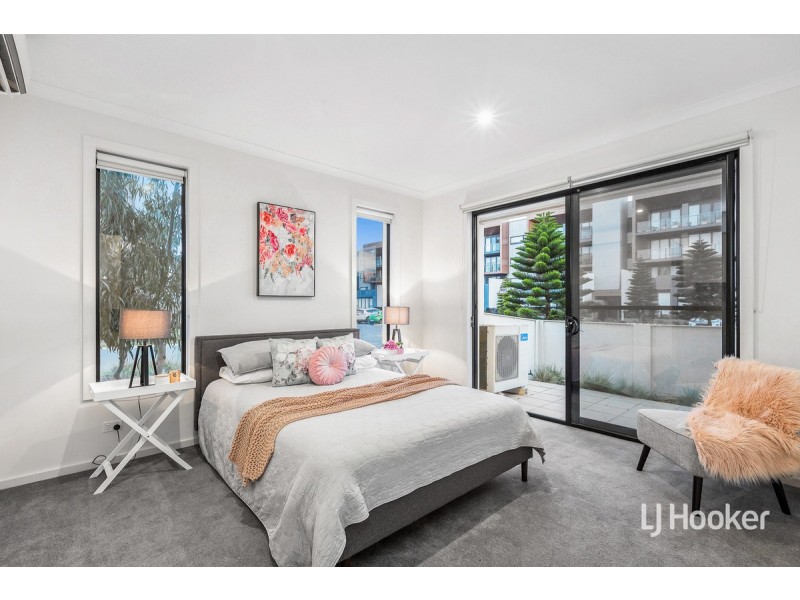 31 Quay Boulevard, Werribee South VIC 3030