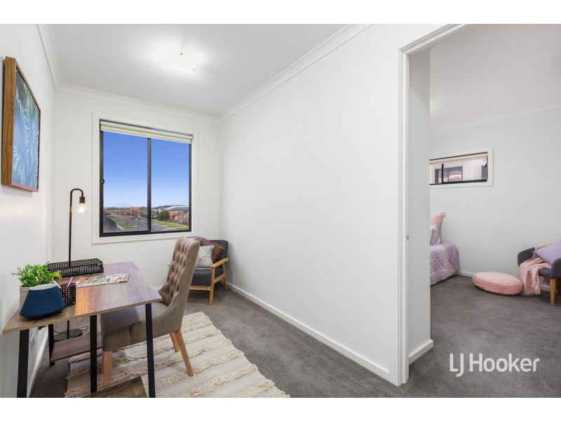 31 Quay Boulevard, Werribee South VIC 3030