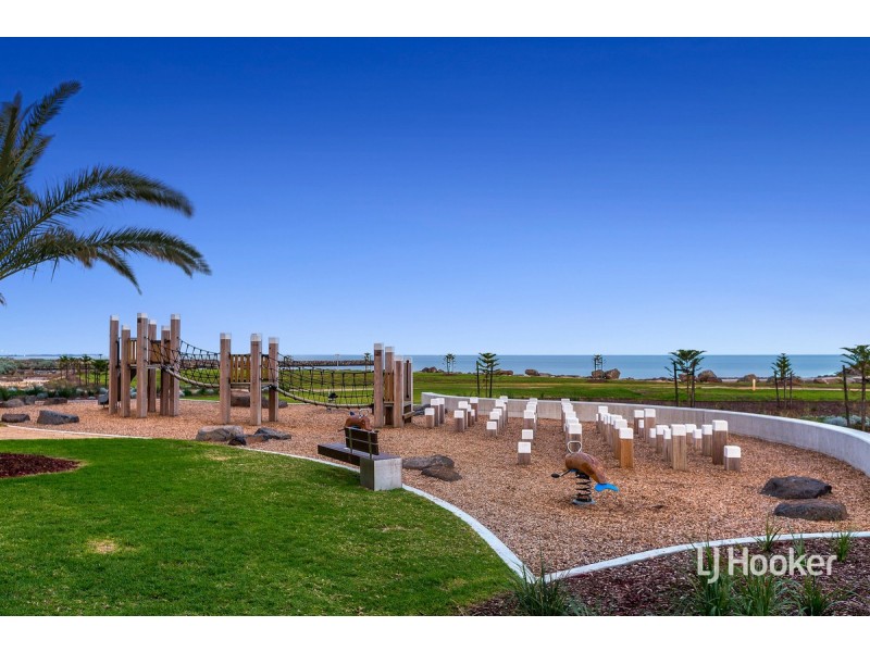 31 Quay Boulevard, Werribee South VIC 3030