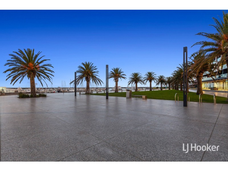 31 Quay Boulevard, Werribee South VIC 3030
