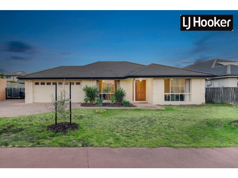 26 South Shore Avenue, Sanctuary Lakes VIC 3030