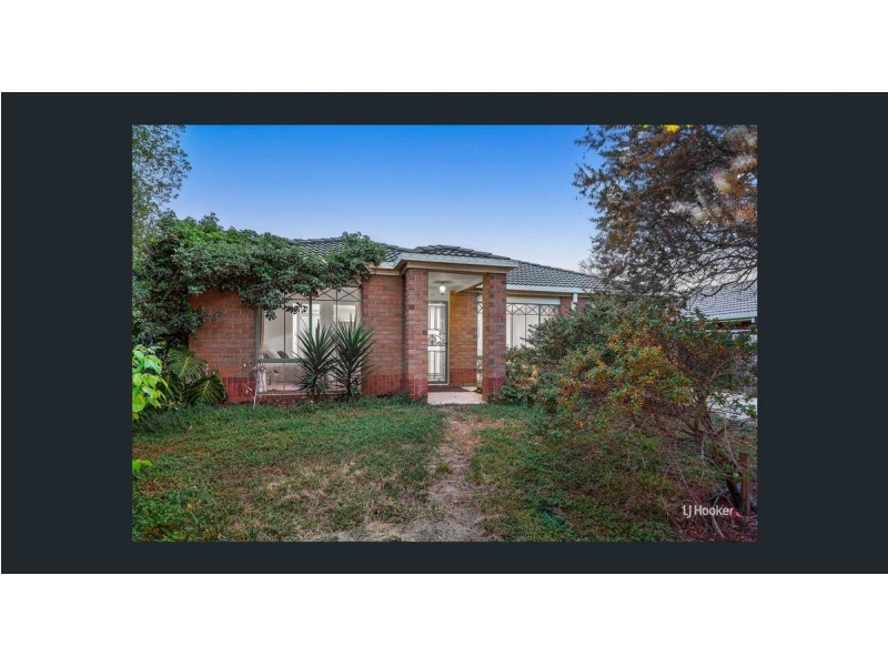 13 Willowgreen Way, Point Cook VIC 3030