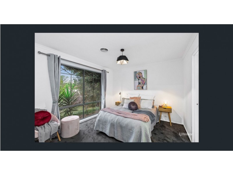 13 Willowgreen Way, Point Cook VIC 3030