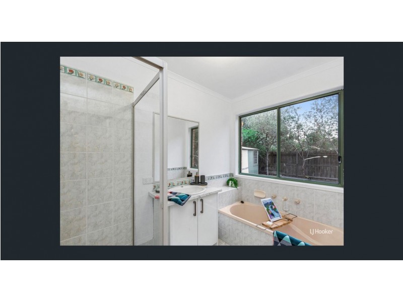 13 Willowgreen Way, Point Cook VIC 3030