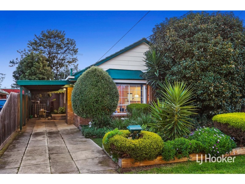 74 Ailsa Street South, Altona Meadows VIC 3028