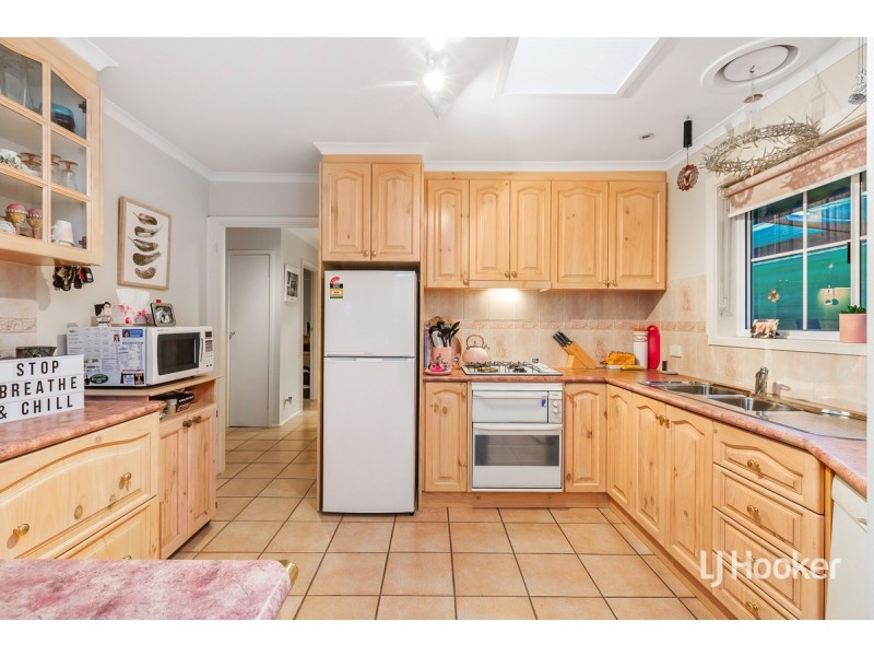 74 Ailsa Street South, Altona Meadows VIC 3028