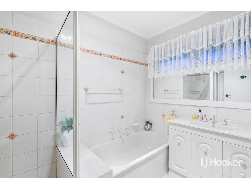 74 Ailsa Street South, Altona Meadows VIC 3028