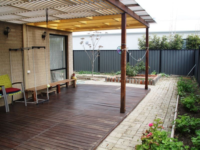 6 Yaramba Boulevard, Point Cook VIC 3030