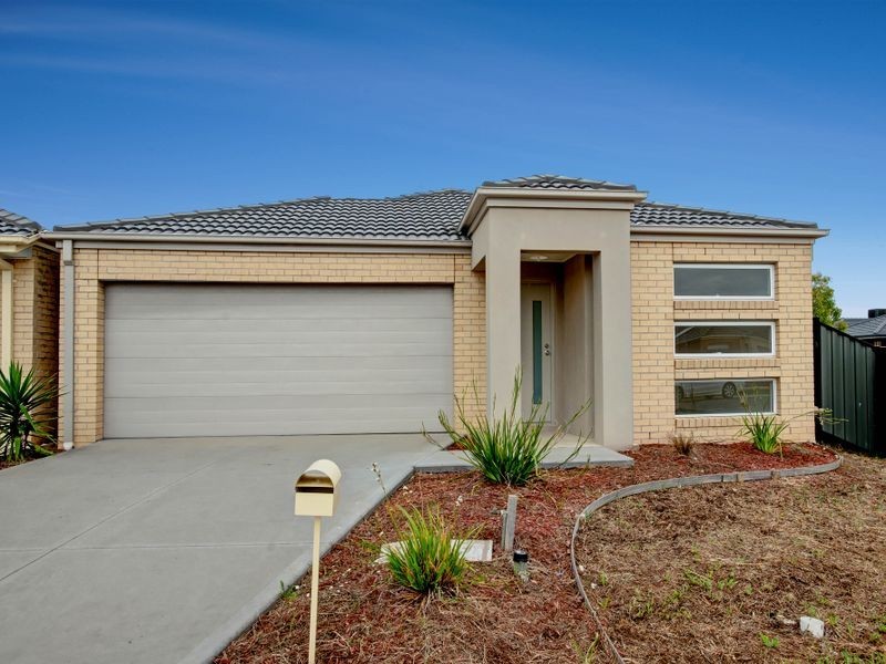 30 Regal Road, Point Cook VIC 3030