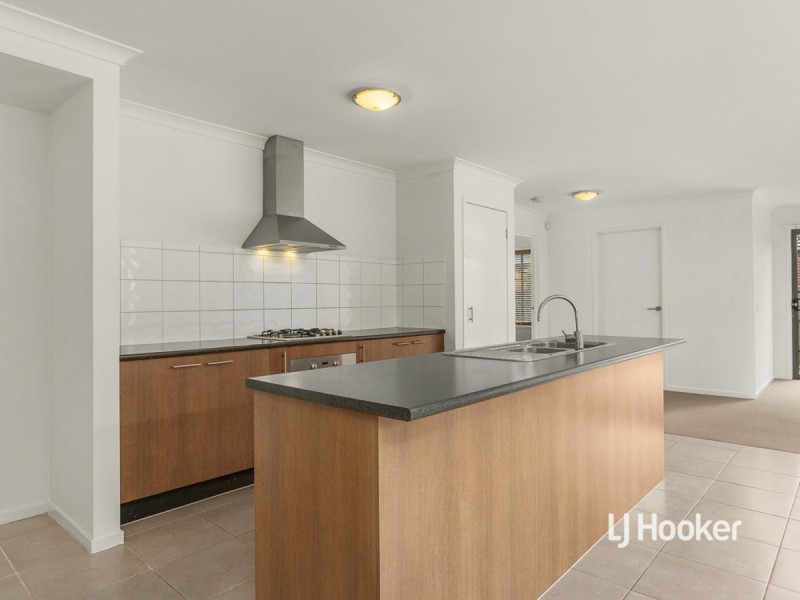 99 Tristania Drive, Point Cook VIC 3030