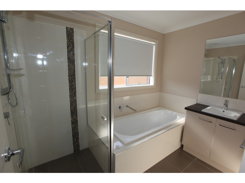 23 Bolivar Avenue, Truganina VIC 3029