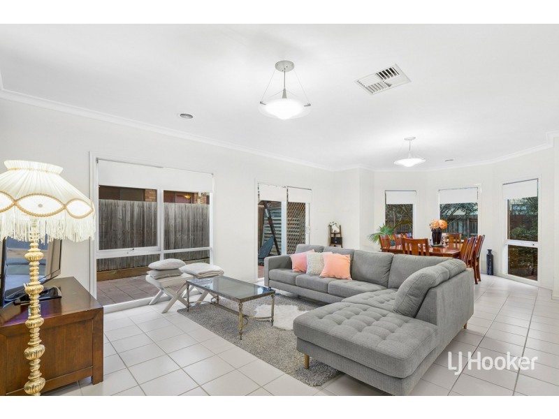 54 Foxwood Drive, Point Cook VIC 3030