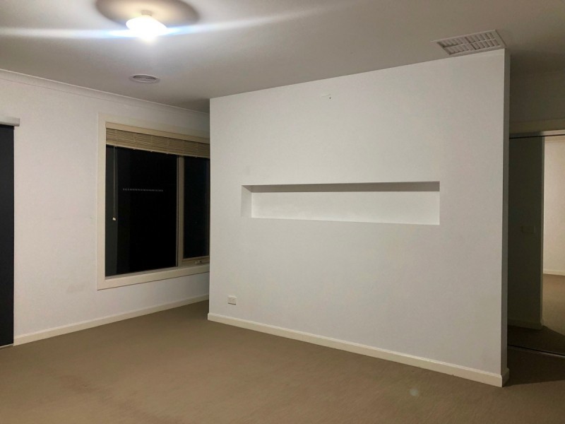 45 Barnstormer Boulevard, Point Cook VIC 3030