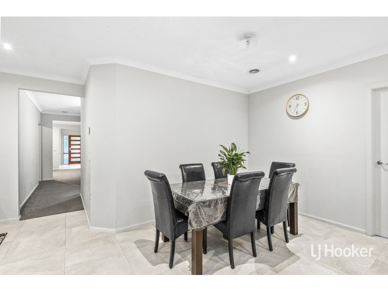 9 Caldwell Road, Williams Landing VIC 3027