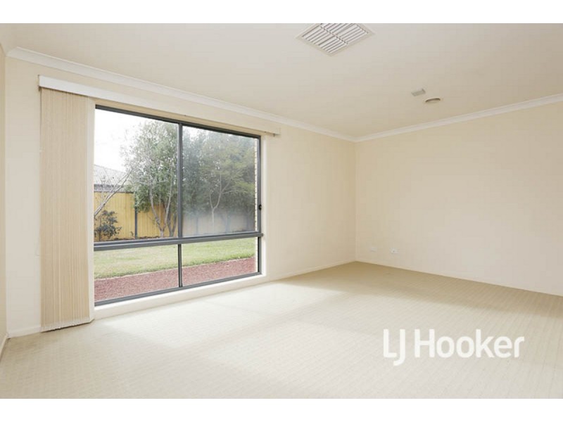 64 Yuruga Boulevard, Point Cook VIC 3030