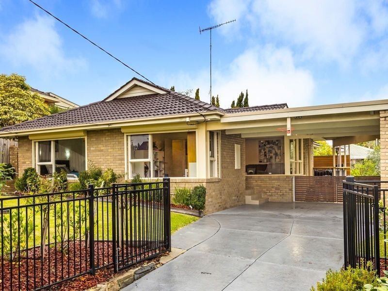 26 Bordeaux Street, Doncaster VIC 3108