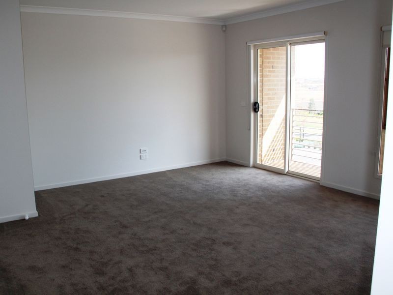 141 Featherbrook Drive, Point Cook VIC 3030