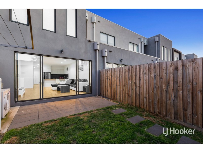155 Campaspe Way, Point Cook VIC 3030