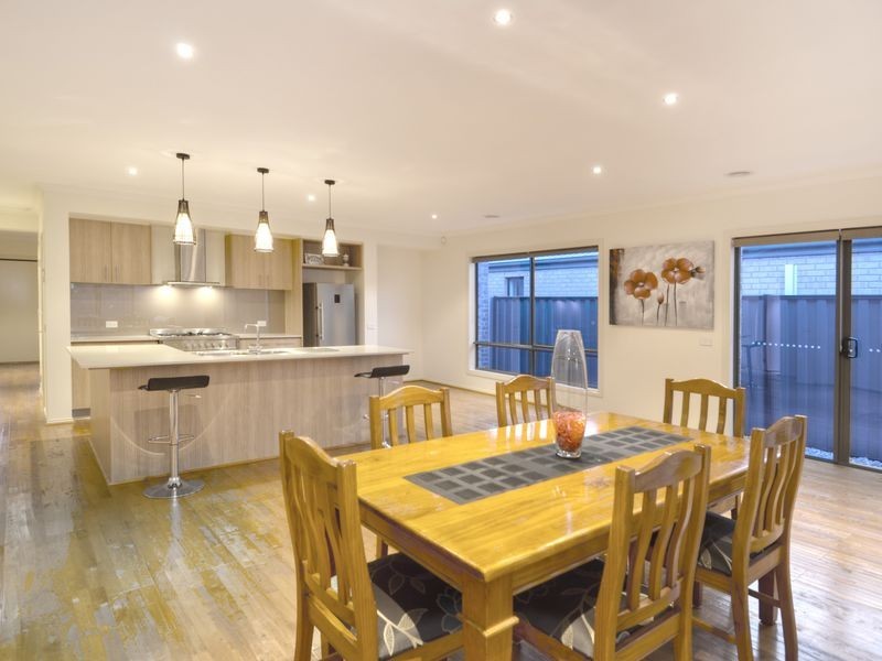 9 Wylie Way, Point Cook VIC 3030