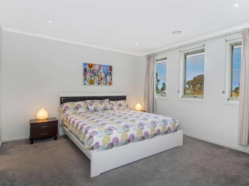 6 Parkwood Terrace, Point Cook VIC 3030