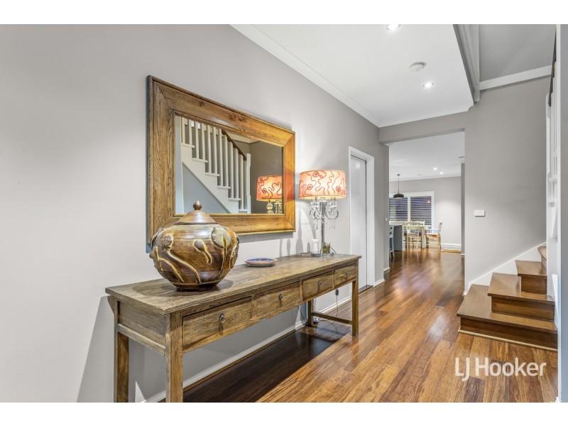 14 Violet Way, Point Cook VIC 3030