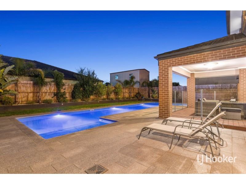 14 Violet Way, Point Cook VIC 3030