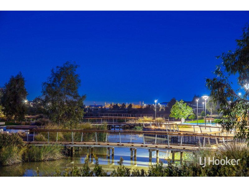 274 Saltwater Promenade, Point Cook VIC 3030