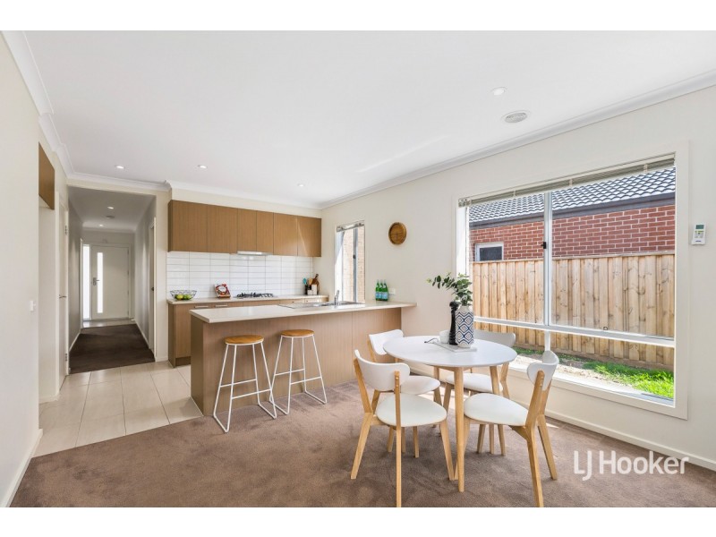 9 Walgett Street, Point Cook VIC 3030