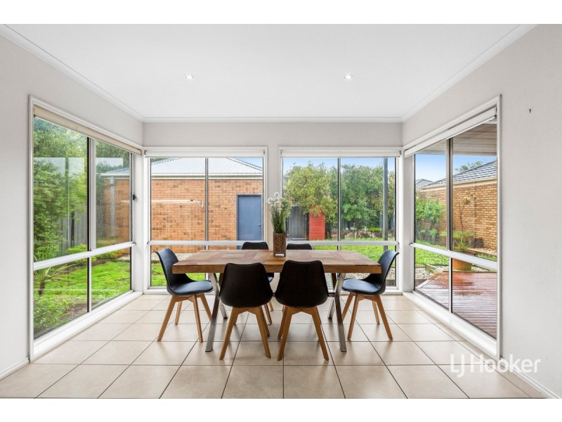 24 Astley Crescent, Point Cook VIC 3030