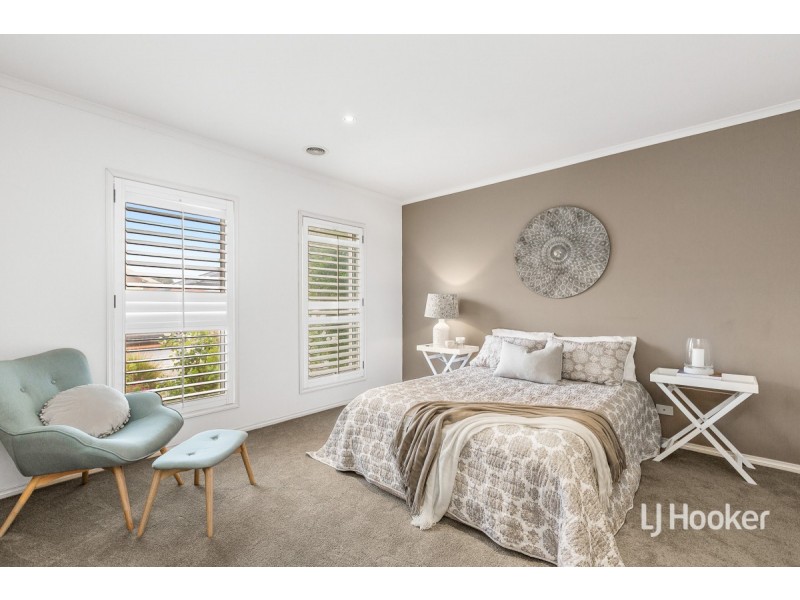 24 Astley Crescent, Point Cook VIC 3030