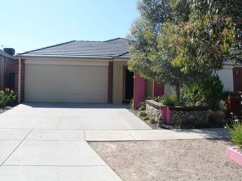 37 Peppertree Drive, Point Cook VIC 3030