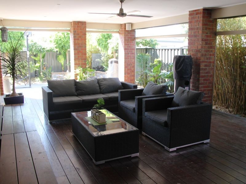 37 Peppertree Drive, Point Cook VIC 3030