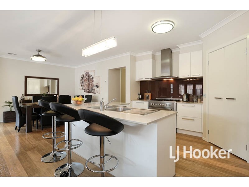 9 Frankie Way, Point Cook VIC 3030