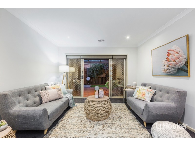 24 Marshall Terrace, Point Cook VIC 3030