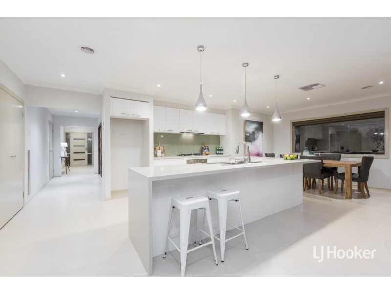 24 Marshall Terrace, Point Cook VIC 3030