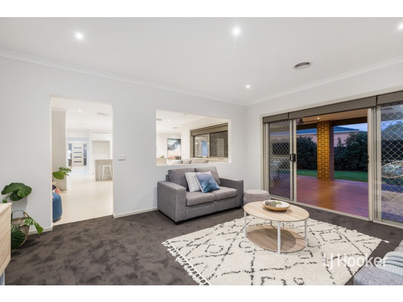 24 Marshall Terrace, Point Cook VIC 3030