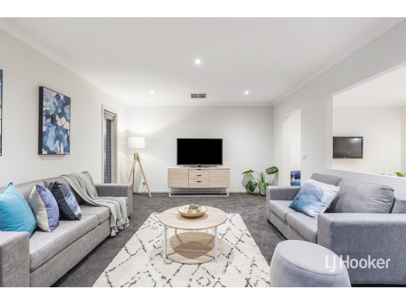 24 Marshall Terrace, Point Cook VIC 3030