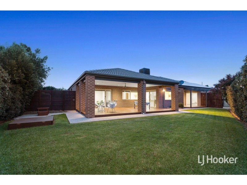 24 Marshall Terrace, Point Cook VIC 3030