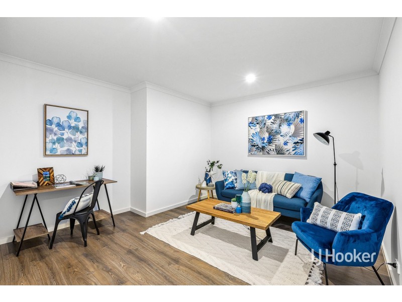 53 Aquatic Drive, Werribee South VIC 3030