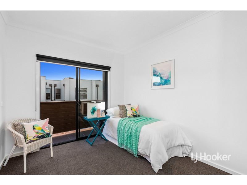 53 Aquatic Drive, Werribee South VIC 3030