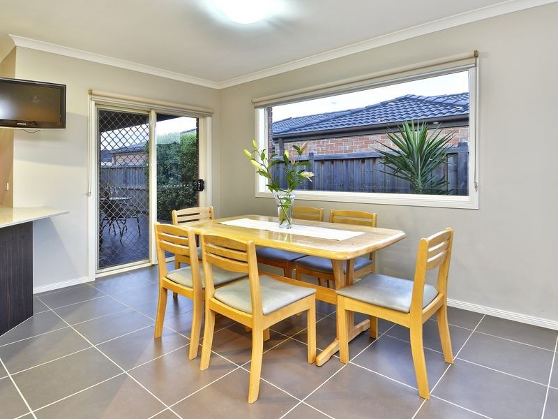 9 Grandiflora Grove, Point Cook VIC 3030