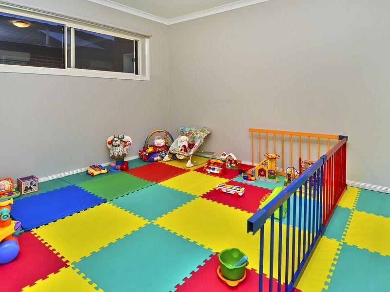 9 Grandiflora Grove, Point Cook VIC 3030