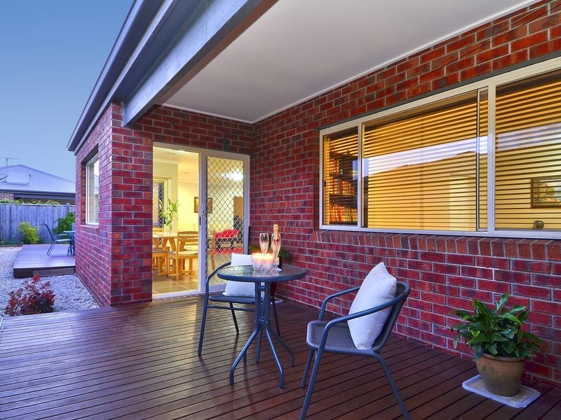 9 Grandiflora Grove, Point Cook VIC 3030