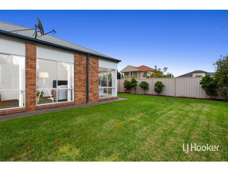 1 Central Park Avenue, Point Cook VIC 3030