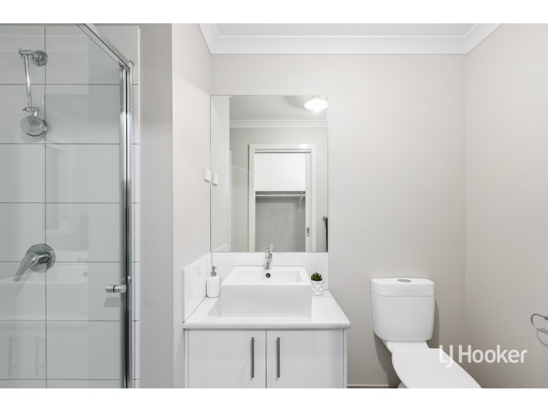 22 Taworri Crescent, Werribee VIC 3030