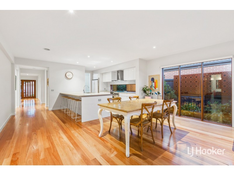 4 Spencer Street, Point Cook VIC 3030