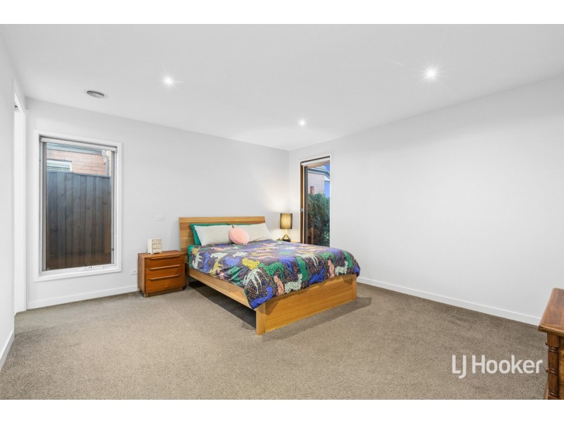 4 Spencer Street, Point Cook VIC 3030