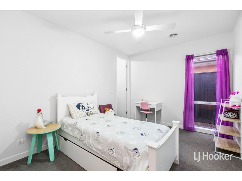 4 Spencer Street, Point Cook VIC 3030