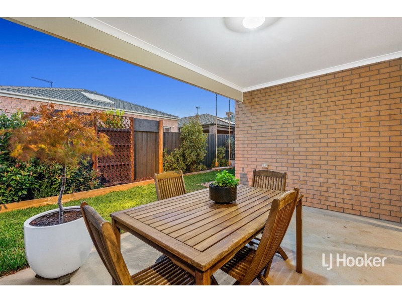 4 Spencer Street, Point Cook VIC 3030